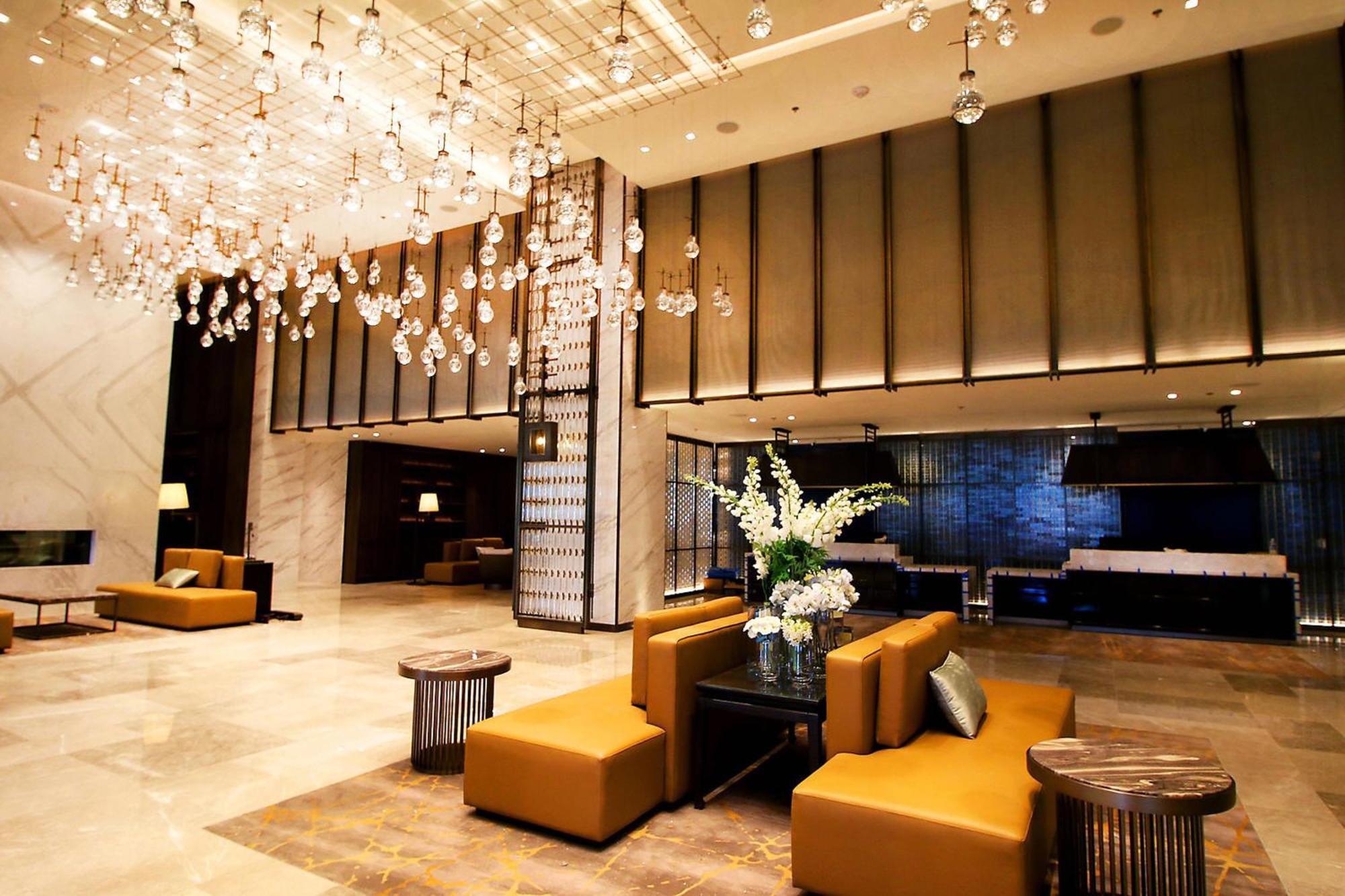 Sheraton Los Angeles San Gabriel Bagian luar foto